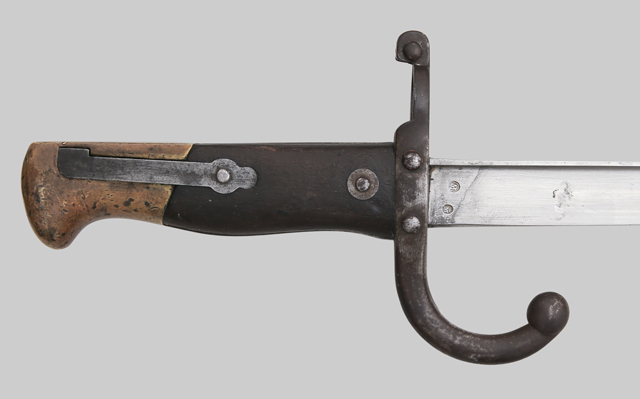 Image of German-altered French M1874 Gras bayonet, designated EB116 by Carter.