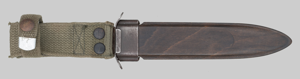 Image of West German G3 bayonet.