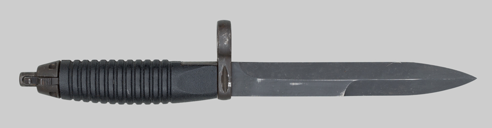 Image of West German G3 bayonet.