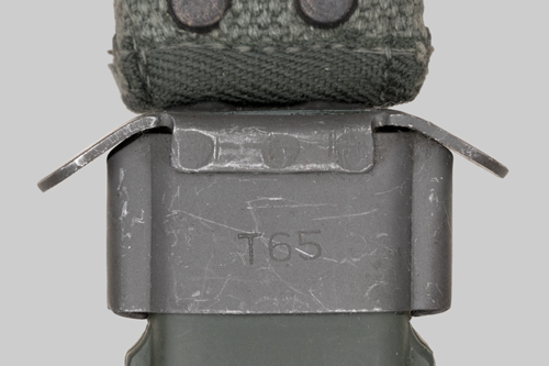 Image of Panamanian T65 bayonet.