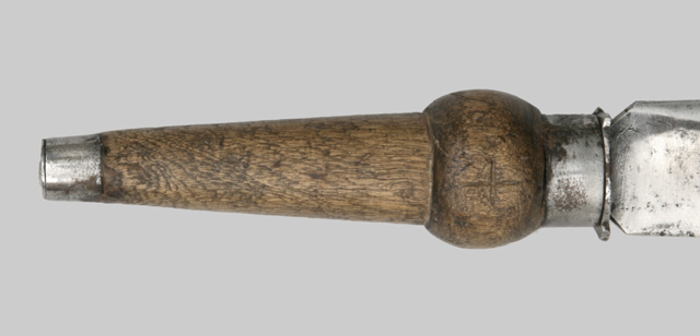 Image of Spanish hunting plug bayonet.