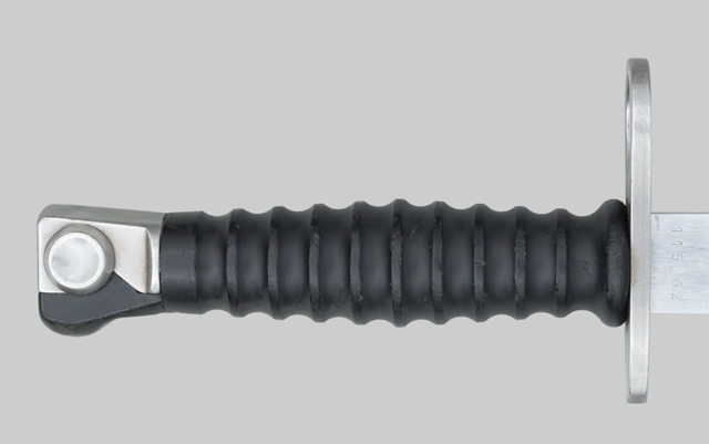 Image of the Swiss M1957 bayonet.